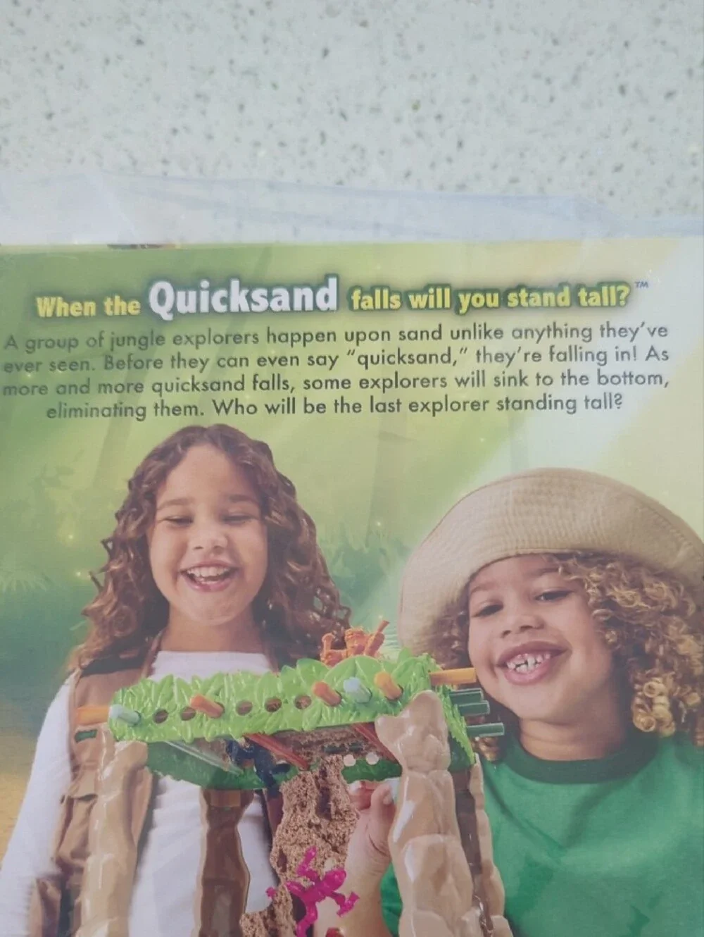 Sink N' Sand Kids Game by Spin Master - Kinetic Sand